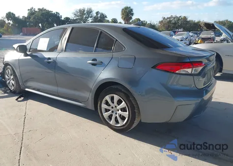 2020 Toyota Corolla Le z USA, uszkodzony, nr VIN 5YFEPRAE4LP146105